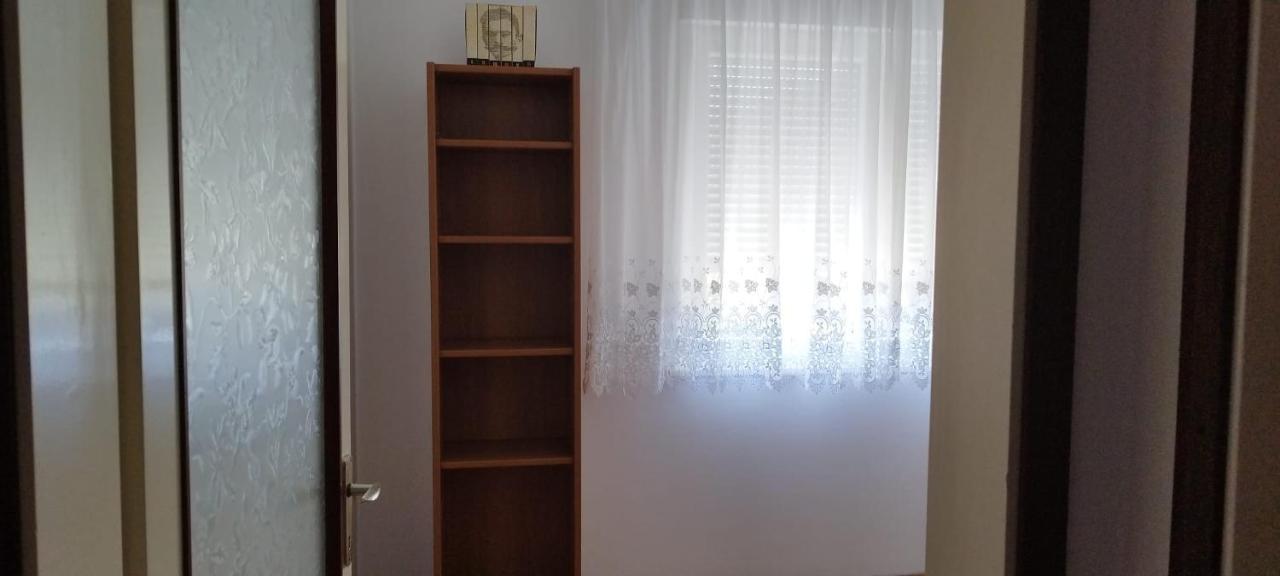 7 Flower Street Apartment Sempeter pri Gorici Eksteriør billede
