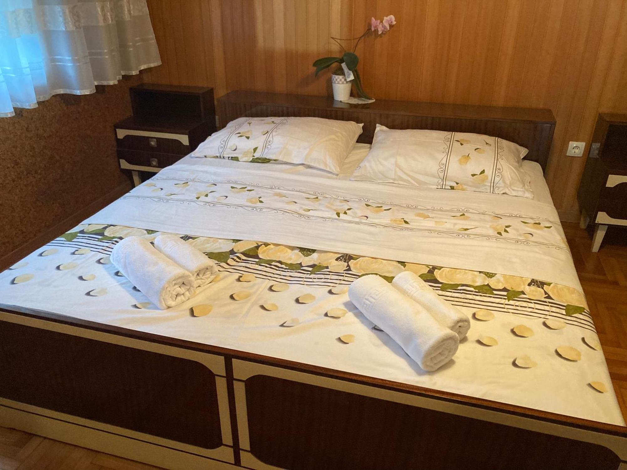 7 Flower Street Apartment Sempeter pri Gorici Eksteriør billede